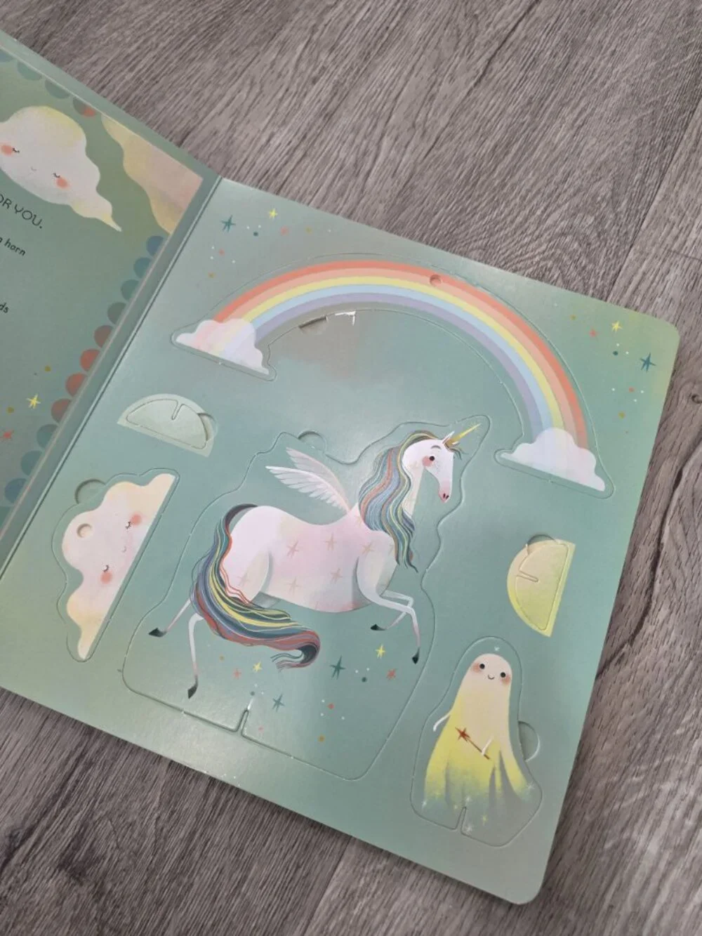 Build Up Your Unicorns 3D Childrens Book With Pop-Out Models & Interactive Activ